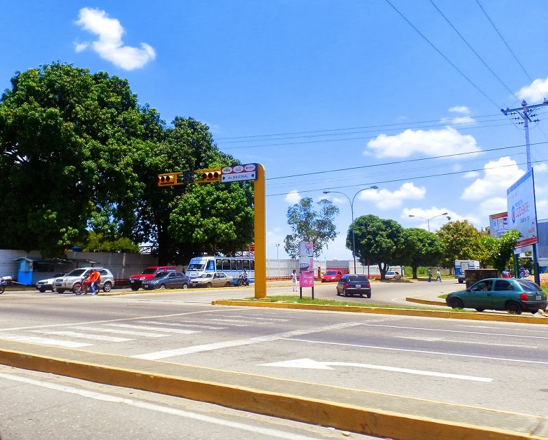 Av. Industrial. Av. Industrial.