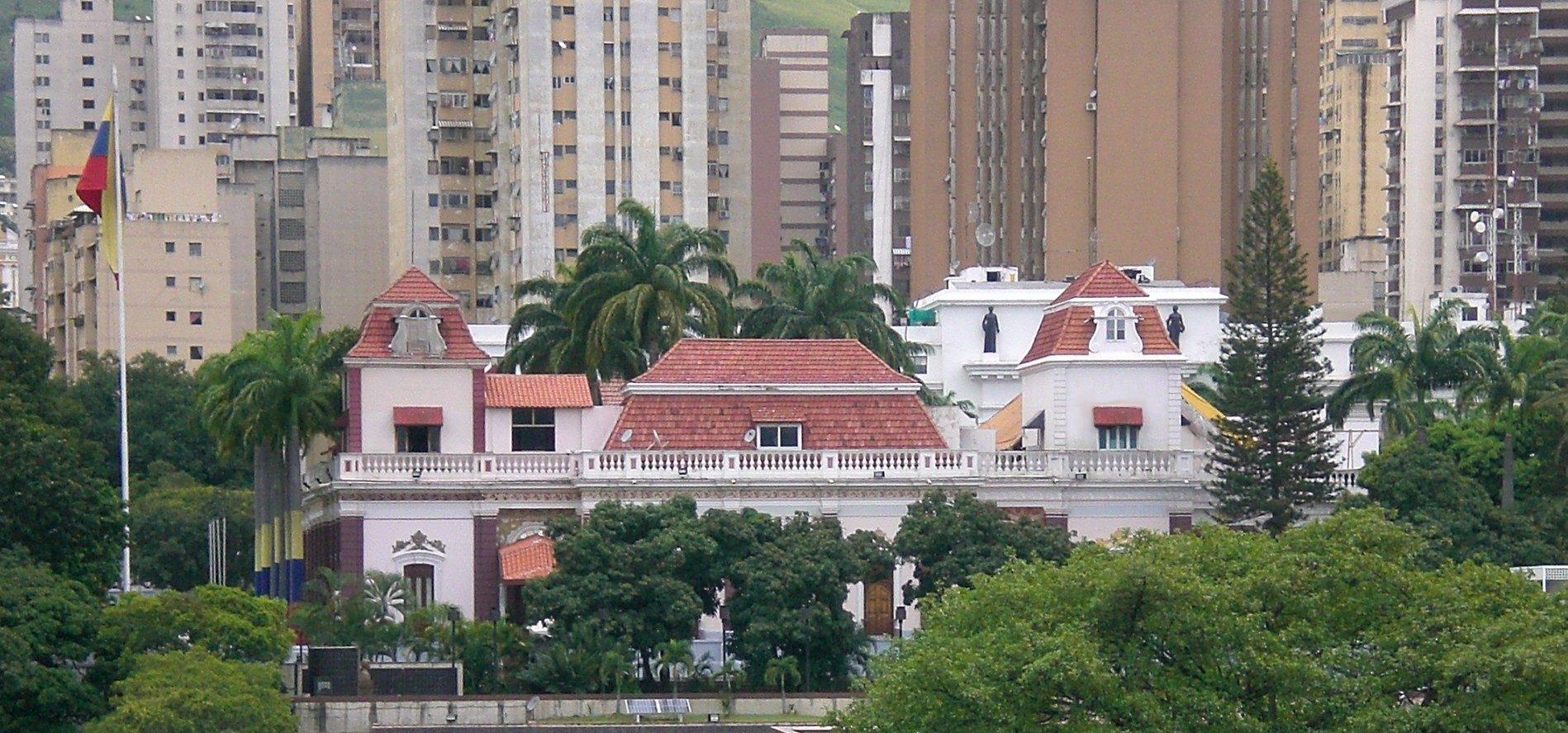 Fachada del Palacio de Miraflores