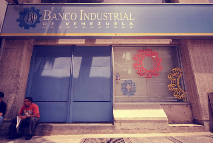 banco-industrial-e1370024632734