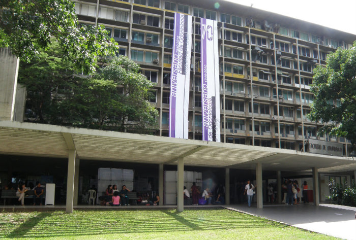 Facultad Odontologia UCV