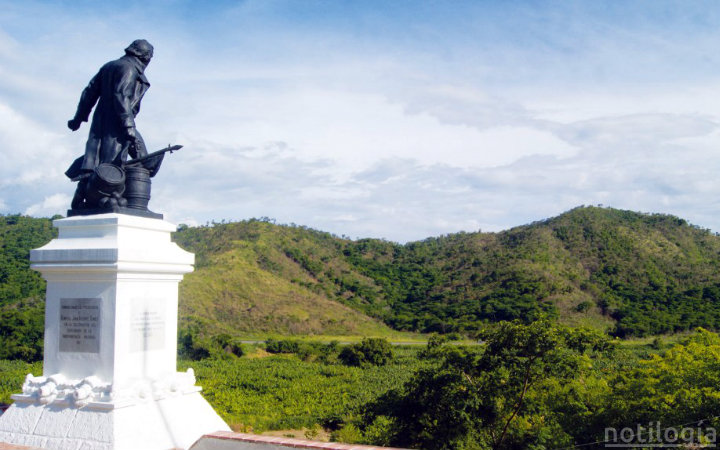 Estatua_Antonio_Ricaurte_Aragua